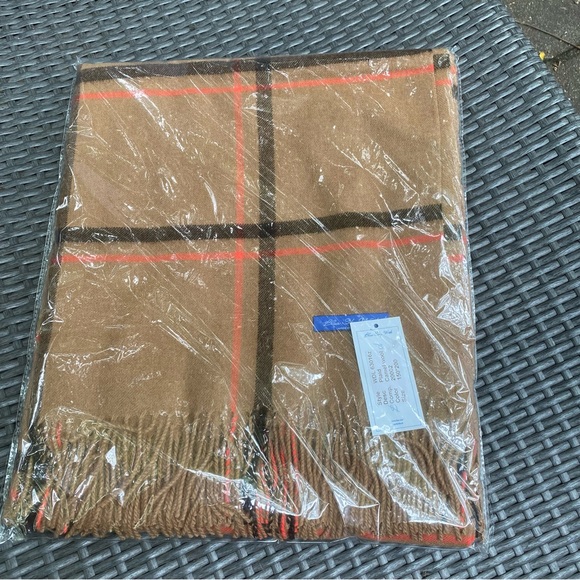 Blue Sky Wool Luxury Brand Mongolian Camel Wool Plaid made in Mongolia - Picture 3 of 10